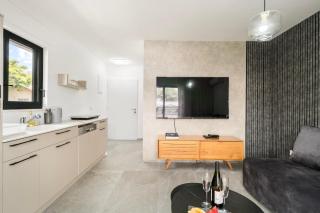 Gesher Haziv Peaceful Modern Stay - 1