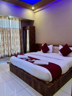 Royal Mansion Hotel - 2
