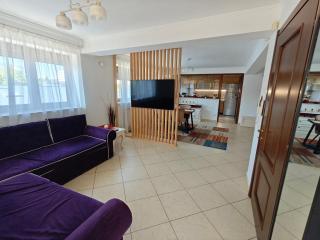 The Grand Loft - 0