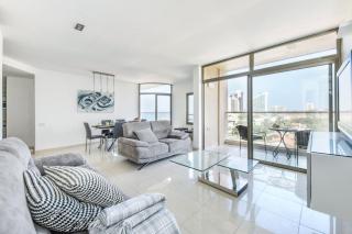 Herzliya Seaside Charming Home - 9