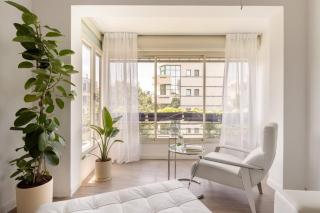 The Heart of Tel Aviv Elegant Home - 6