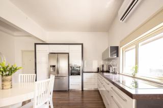 The Heart of Tel Aviv Elegant Home - 5