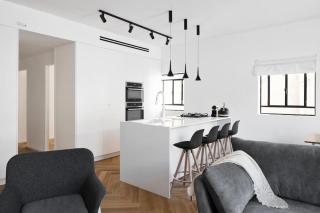 Spacious Modern 3BD Apt by Sea N Rent - 3