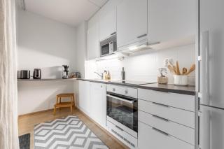 Stylish Nordic 2BR Apartment with Sauna - Steps from the Kuopio Cathedral - 8