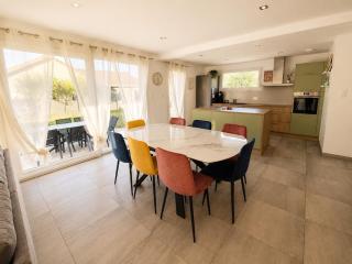 Maison moderne avec jardin clos - 3