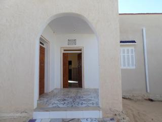 belle et grande maison a la porte du desert - 4