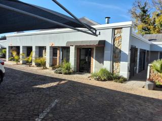 Fly Inn Lodge & Conference Center, Boksburg North -  - 7