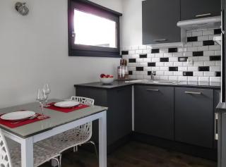 Cozy 1-Bedroom Chamonix Ski Retreat - 7