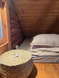 Lakeside Sauna Cottage - 8