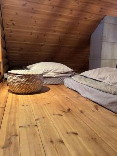 Lakeside Sauna Cottage - 5