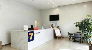 7 Days Inn Foshan University Creative Industry Park - 9