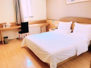 7 Days Inn Kunming Railway Station Joy City - 2