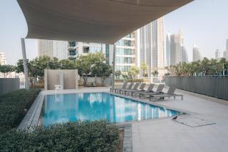 2BR Apt next to DubaiMall, pool view of Burj Khalifa - Downtown Views ll - 1