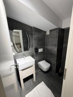 Leon Hotel - 8