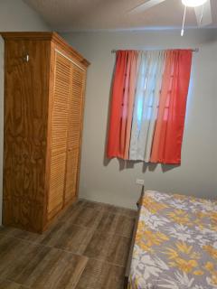 Stylish 2-BR Apt Near Ogle Airport & Malls - 4