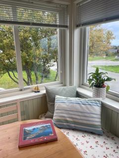 Waterfront Home with Mountain Views in Ballstad -  - 8