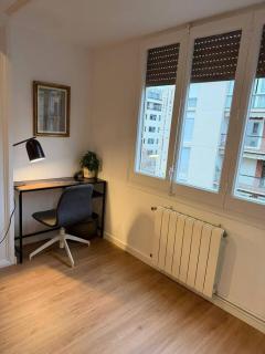 Monthly Central Flat Urgell 1 min AC Wi-Fi - 3