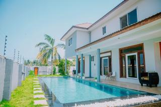 Your Cozy Coastal Escape in Dar es Salaam - 8