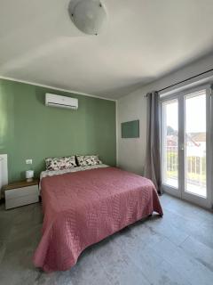 Stanza con balcone e bagno privato vicino Torino - Chieri - 9