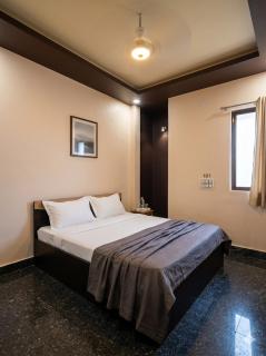 Bajrangi Hotel - 7