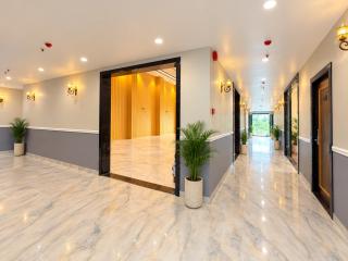 Shree Maa Vaishno Hotel and Resort - 8