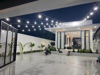 Surprise House - Homestay - 9
