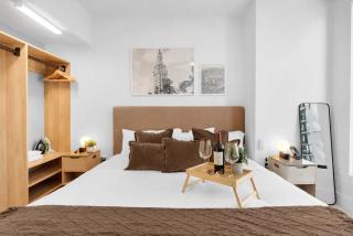 Modern Stylish 1BR Apartment with Pool - 7