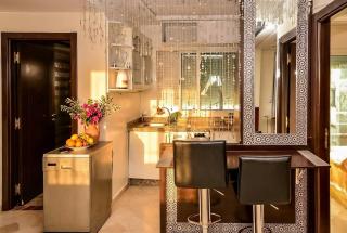 Spacious Flat Heart of Bourgogne - 6
