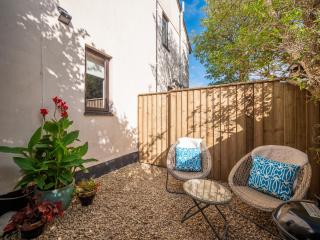 Peaceful Annexe With Patio Near Coast & Exmoor - 6
