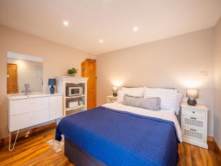 Peaceful Annexe With Patio Near Coast & Exmoor - 9