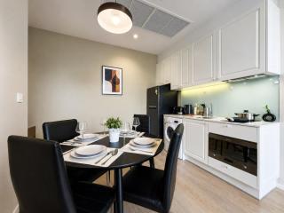Near BTS l Large 50 sqm l Luxury facilities l Rooftop Pool - 8