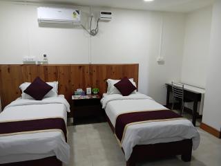 Hotel Chhungte International - 9