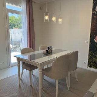 Fehér Lótusz Apartmanház Balatonföldvár - 2