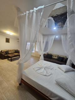 Complex Mamaia-Hystrya - 1
