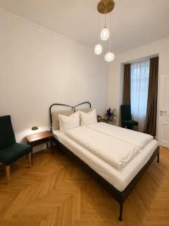 Elegant Vienna Apartment near Prater & City Center - 9
