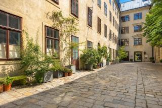 Elegant Vienna Apartment near Prater & City Center - 8