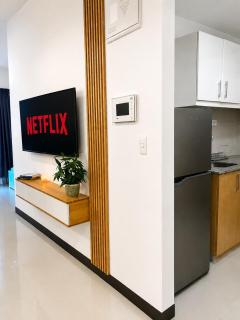 Uptown Parksuites Cozy 1BR - 4