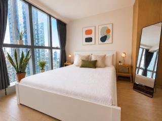 Uptown Parksuites Cozy 1BR - 3