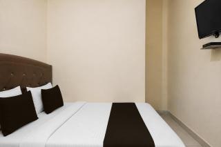Hotel O near Universitas Sumatera Utara formerly Golden Cempaka Guest House - 6