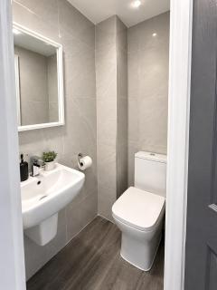 F2 Mini studio Rainham, Contractors, Parking, WIFI - 4