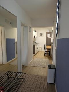 2 Zimmer Wohnung Donauradweg - 3