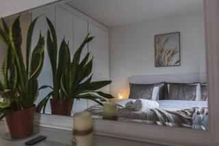 Penthouse with Sauna - King Size Bed - Free WiFi! - 3