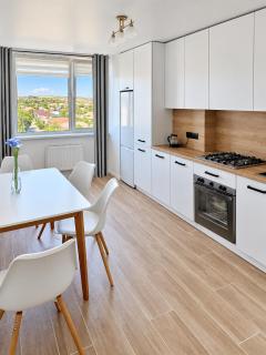 Fresh apartment, self check-in, high-speed WiFi, AC - Comrat - 9