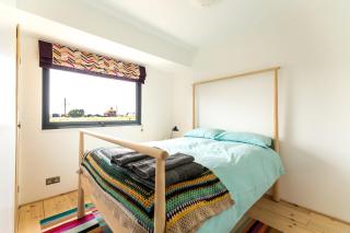 Dungeness Eco Beach House and Sea Views - 7