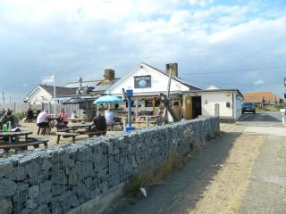 Dungeness Eco Beach House and Sea Views - 3