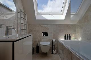 Premium 5BR Home Parking Long Term Stays - 7