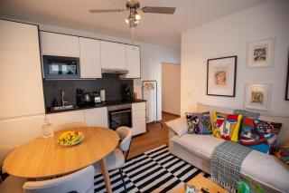 Urban Smart Living near Basel SBB & City Center - Special PRIMERO PICASSO 11 Apartment, up to 4 guests - 0