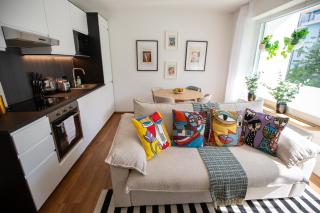 Urban Smart Living with balcony near Basel SBB & City Center - Special TRIO PICASSO 32 Apartment, up to 4 guests - 9