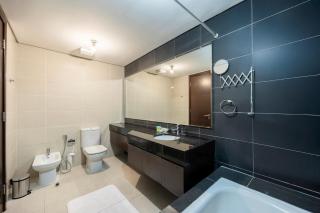 Bloomfields 1BR In Marina Blue - 4