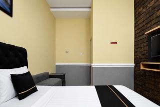 Hotel O near Mall Boemi Kedaton formerly House Of Tuwuh 2 - 7